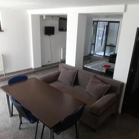 Guest house Vila Pozitiv